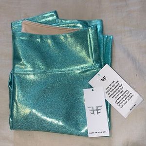 Heroine Sport - Metallic Marvel Leggings- MINT